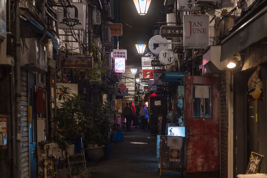 Shinjuku Golden Gai y tours de bares: normas y etiqueta de los bares diminutos de Tokio