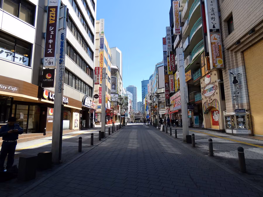 『デュラララ!!』の聖地・池袋をめぐる:サンシャイン60通りから六ツ又陸橋へ
