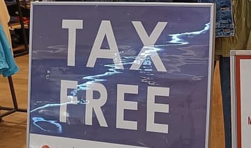 「TAX FREE」標誌