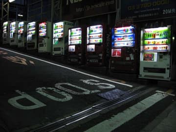 壊されない自動販売機